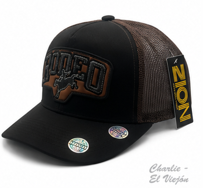 Gorra Rodeo Trucker Negra con Parche Bordado Café